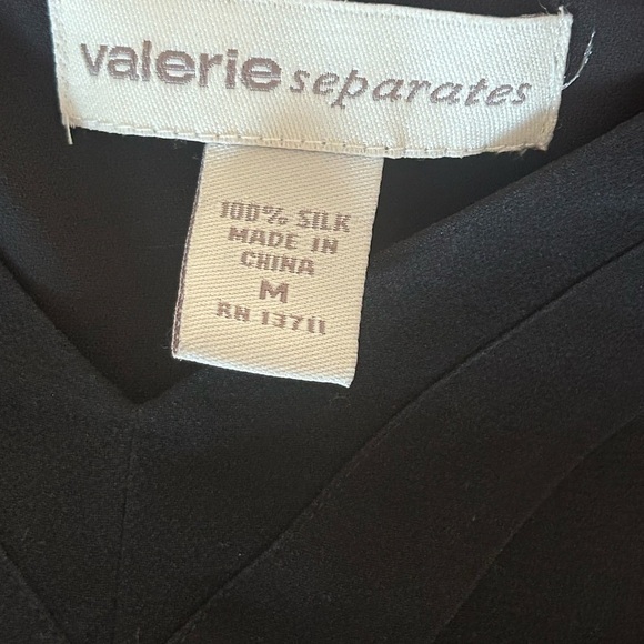 VALERIE SEPARATES
Womens Shirt - Picture 8 of 10